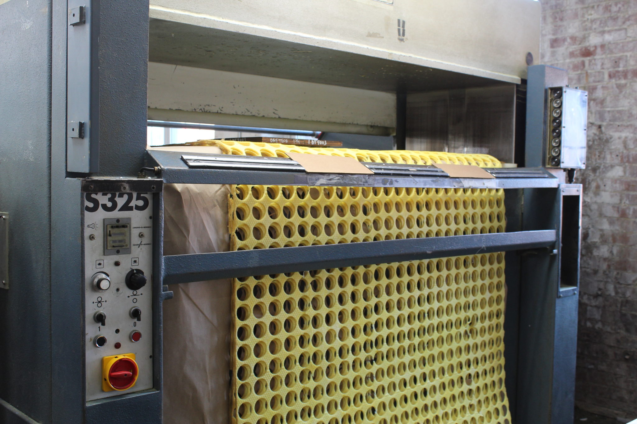 Specialty Die Cutting Services Affordable Custom Die Cutting